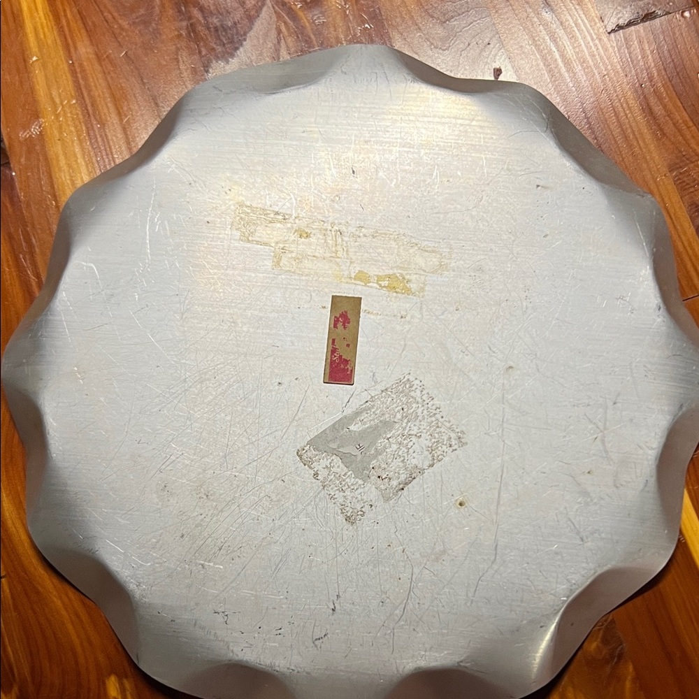 Source Unknown Silver Decorative Plate with Bird Design - Picture 6 of 6
